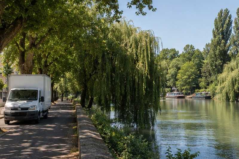 Camion au bord de la Marne, L'Haÿ-les-Roses
