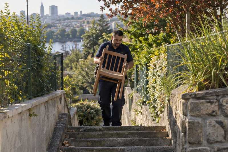 Sente en escalier sur le coteau : chantier Rue Alfred Laurant